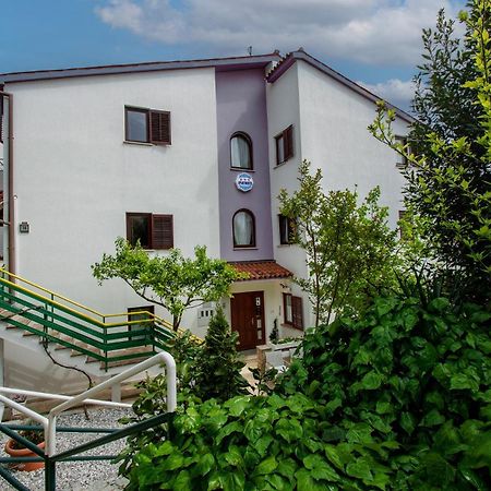 Apartment Iva Pula Buitenkant foto